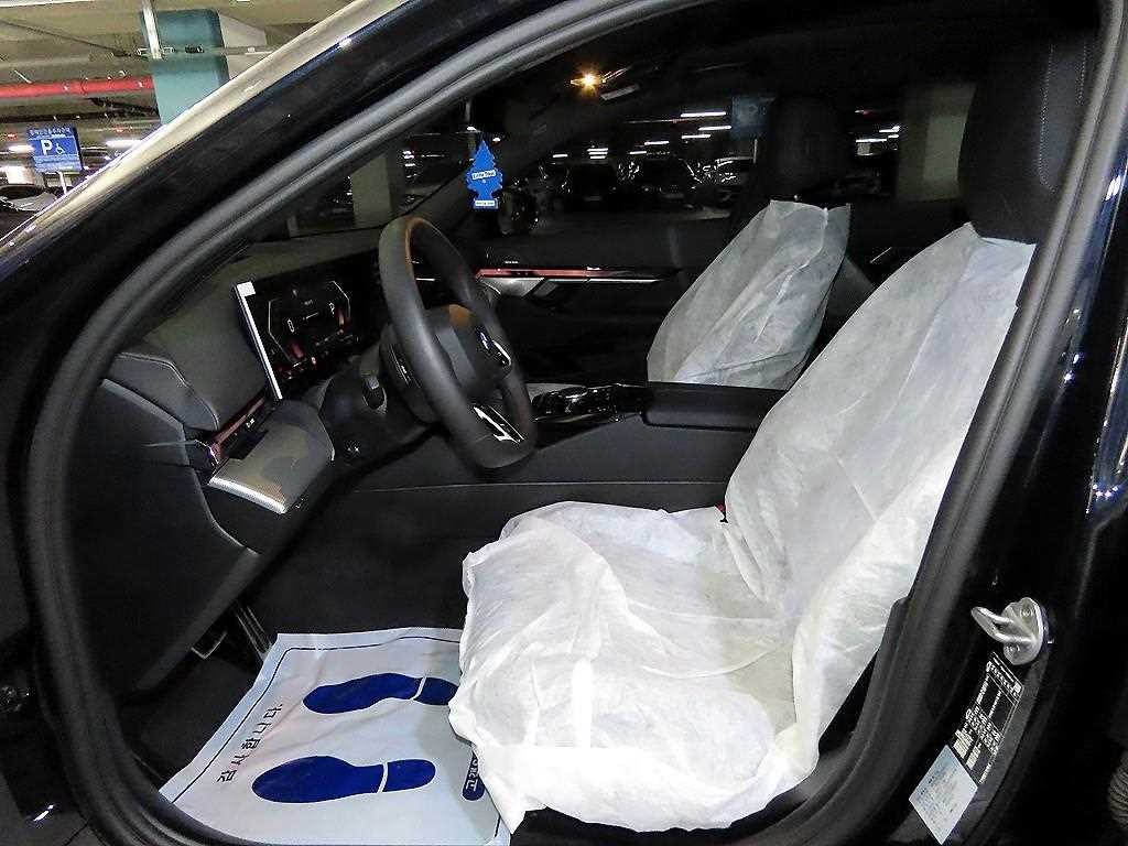 BMW 5시리즈 5시리즈 (G60) 520i M 스포츠 이미지 6