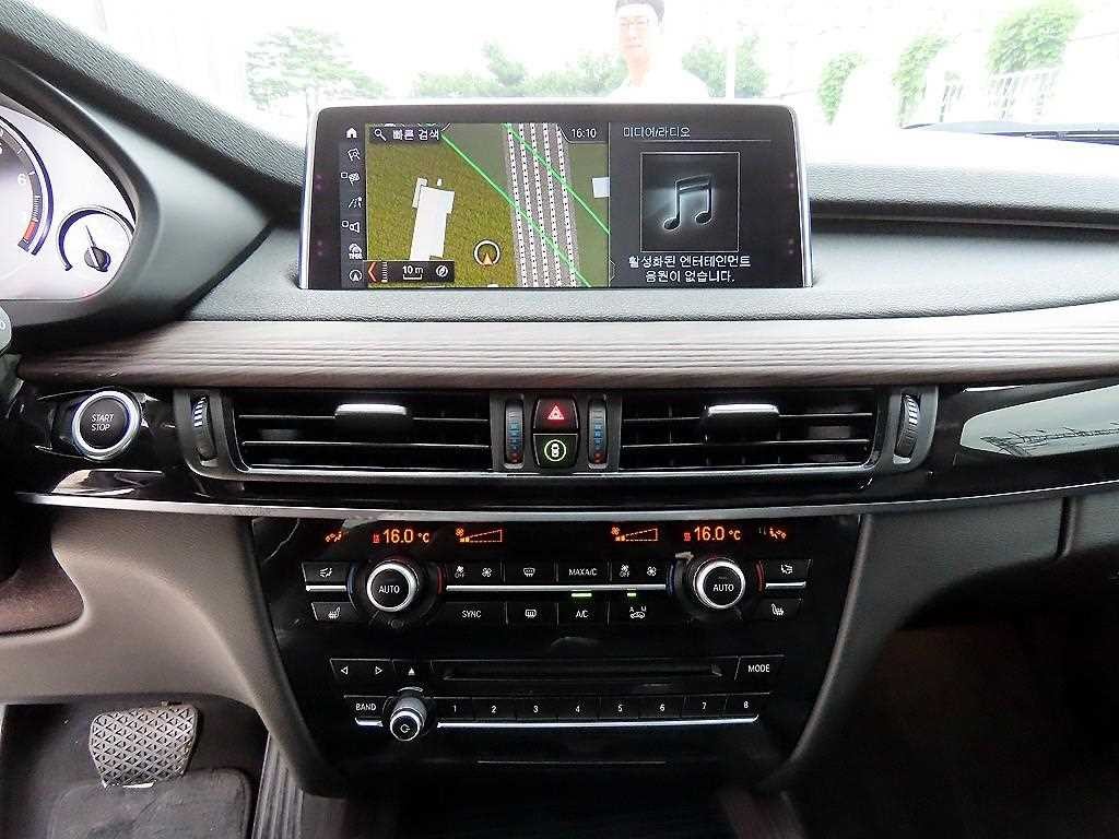 BMW X5 X5 (F15) xDrive 40e I 퍼포먼스 이미지 13