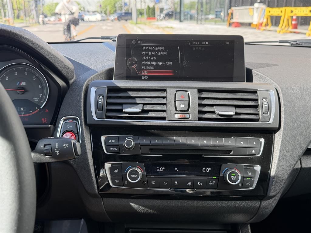 BMW 2시리즈 M2 (F87) 쿠페 이미지 13