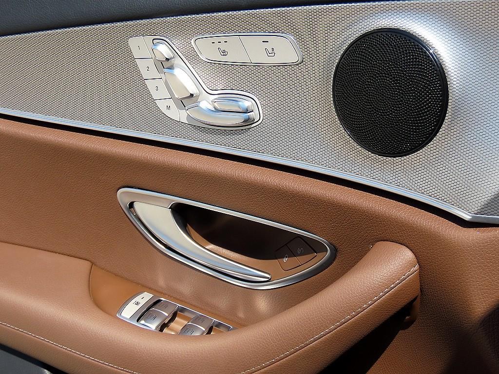 벤츠 E 클래스 E-클래스 W213 E300 아방가르드 이미지 11