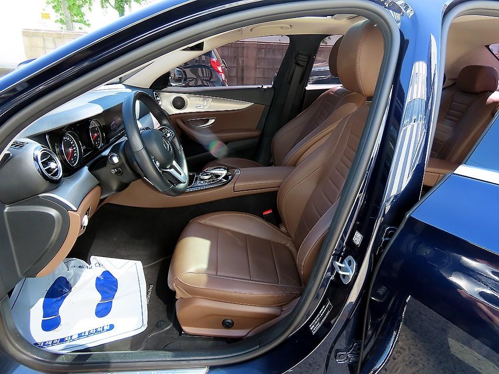 벤츠 E 클래스 E-클래스 W213 E300 아방가르드 이미지 5