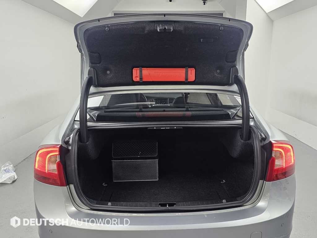 볼보 S60 뉴S60 D4 이미지 17