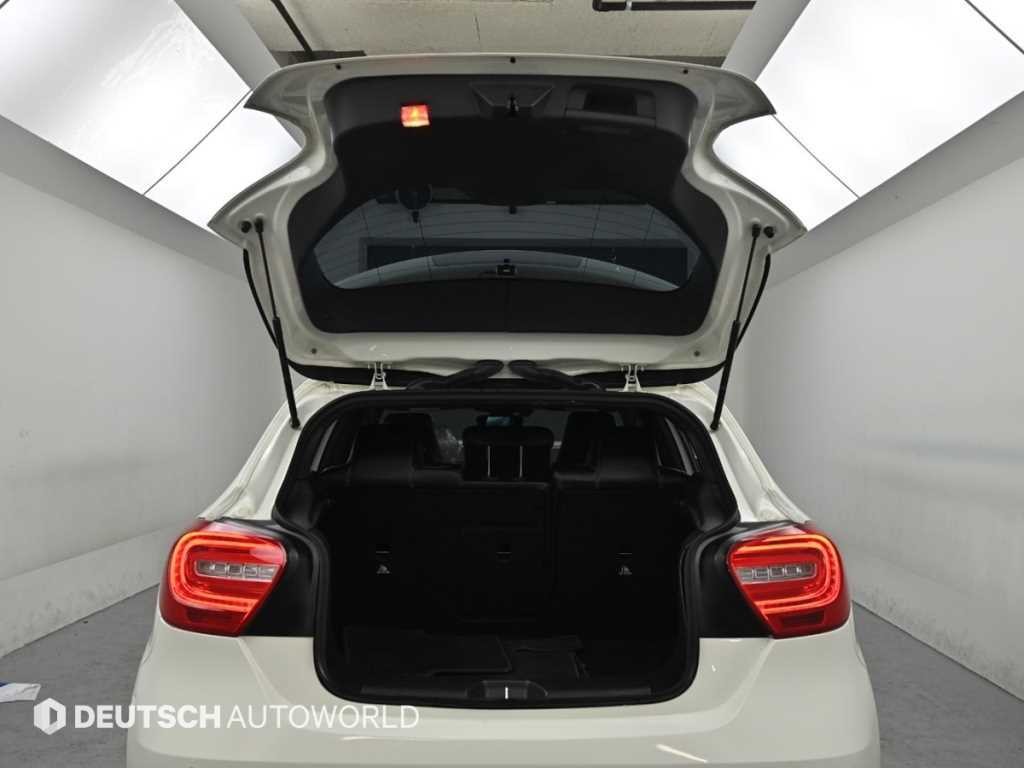 벤츠 A 클래스 A클래스 W176 A200 CDI 스타일 이미지 20