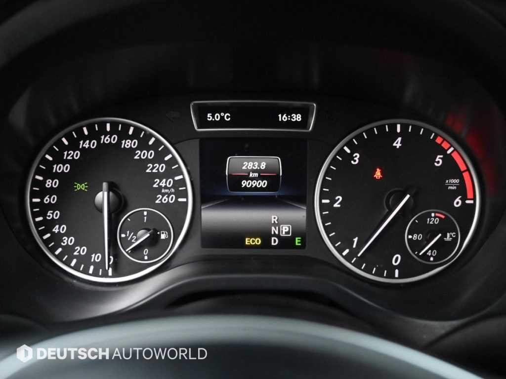 벤츠 A 클래스 A클래스 W176 A200 CDI 스타일 이미지 8