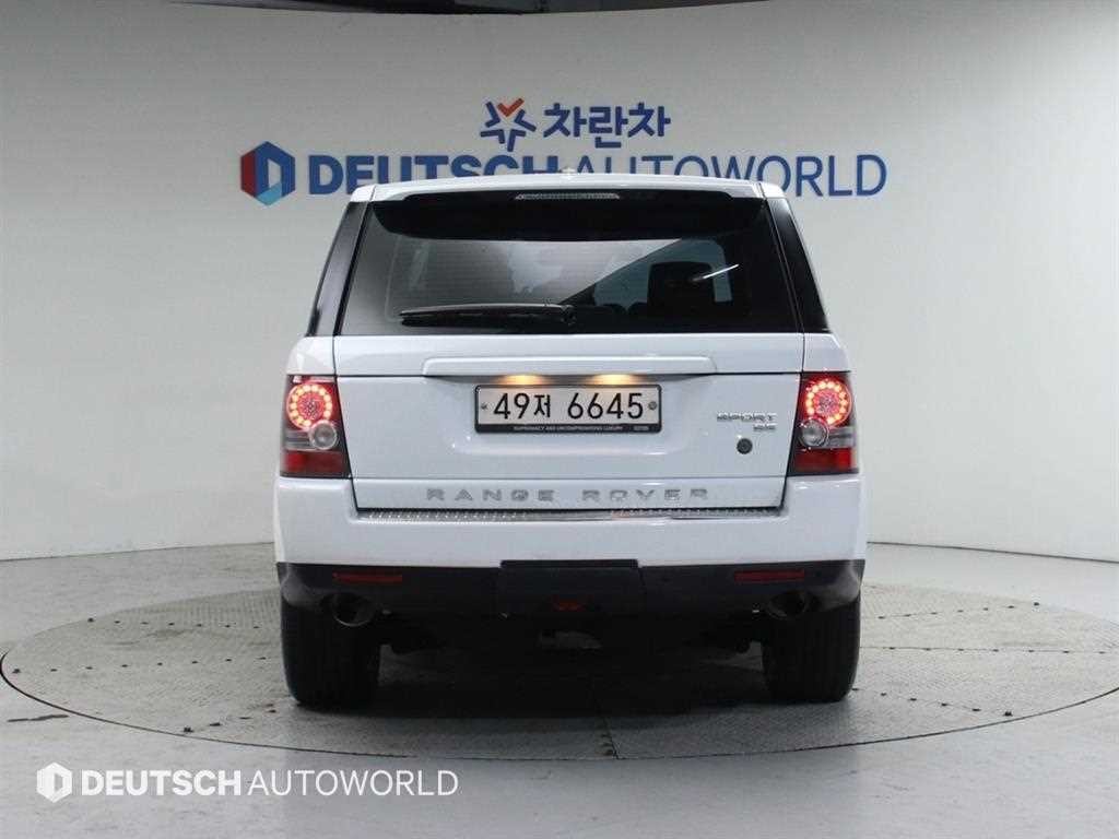 랜드로버 레인지로버 스포츠 3.0 TDV6 이미지 4