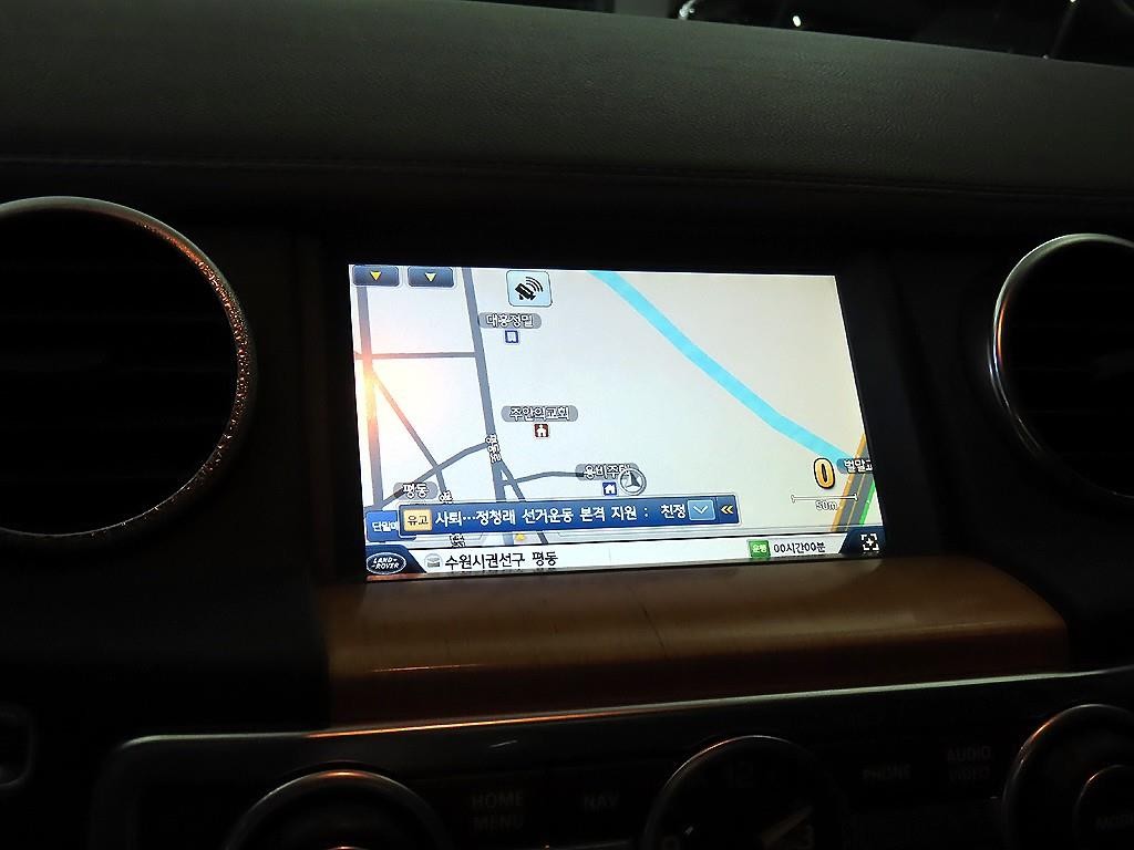 랜드로버 디스커버리 디스커버리4 3.0 SDV6 SE 이미지 13