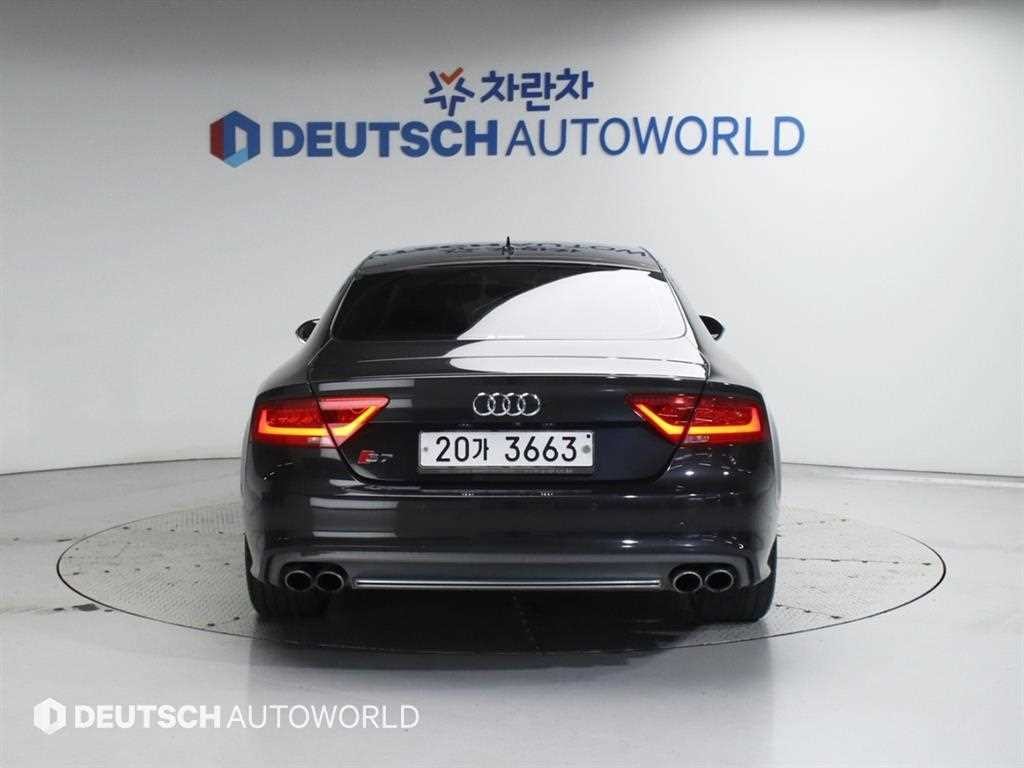 아우디 S7 4.0 TFSI  콰트로 이미지 4