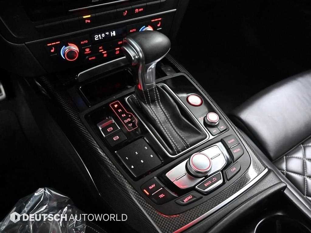 아우디 S7 4.0 TFSI  콰트로 이미지 9