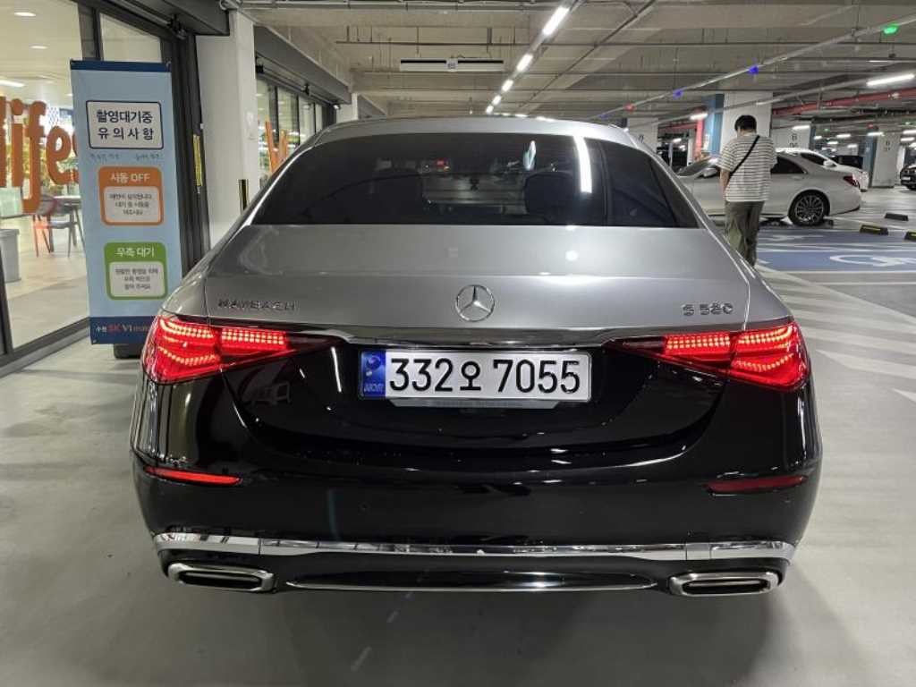 벤츠 S 클래스 S클래스-W223 마이바흐 S580 4MATIC 이미지 5