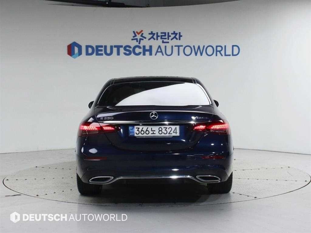 벤츠 E 클래스 E-클래스 W213 E350 4MATIC AMG LINE 이미지 4