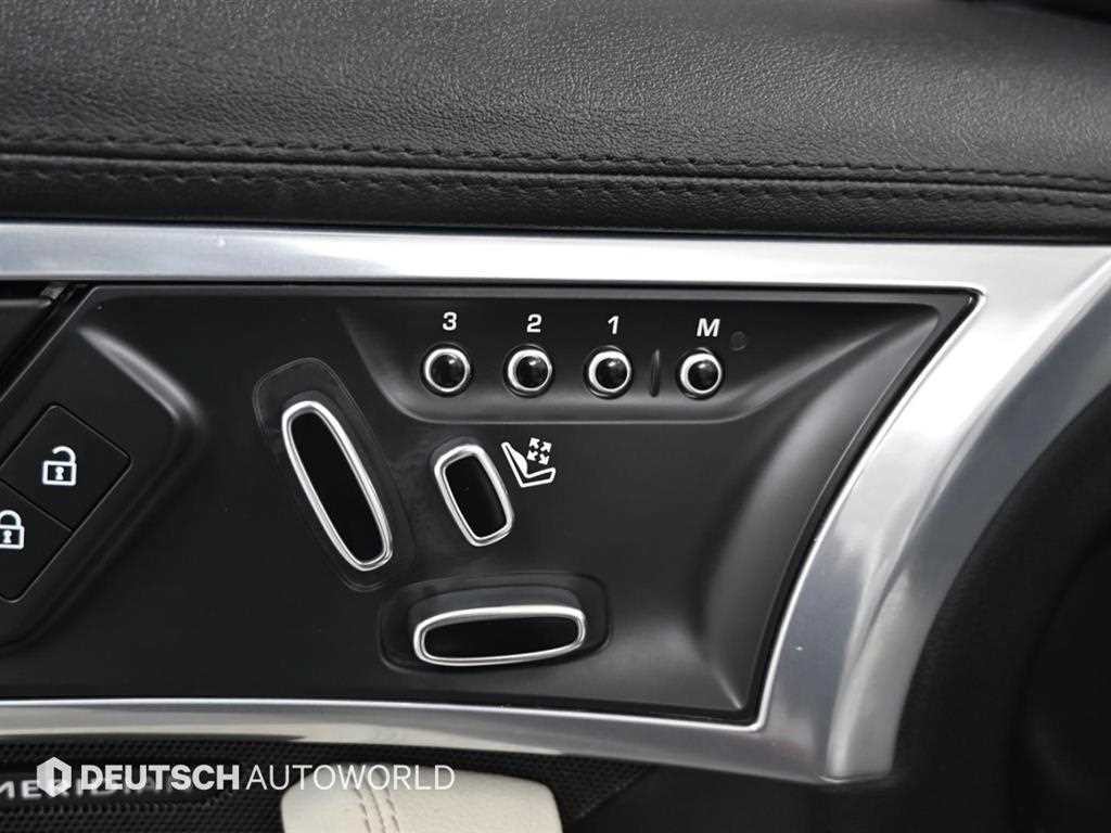 재규어 F-TYPE P300 컨버터블 이미지 16