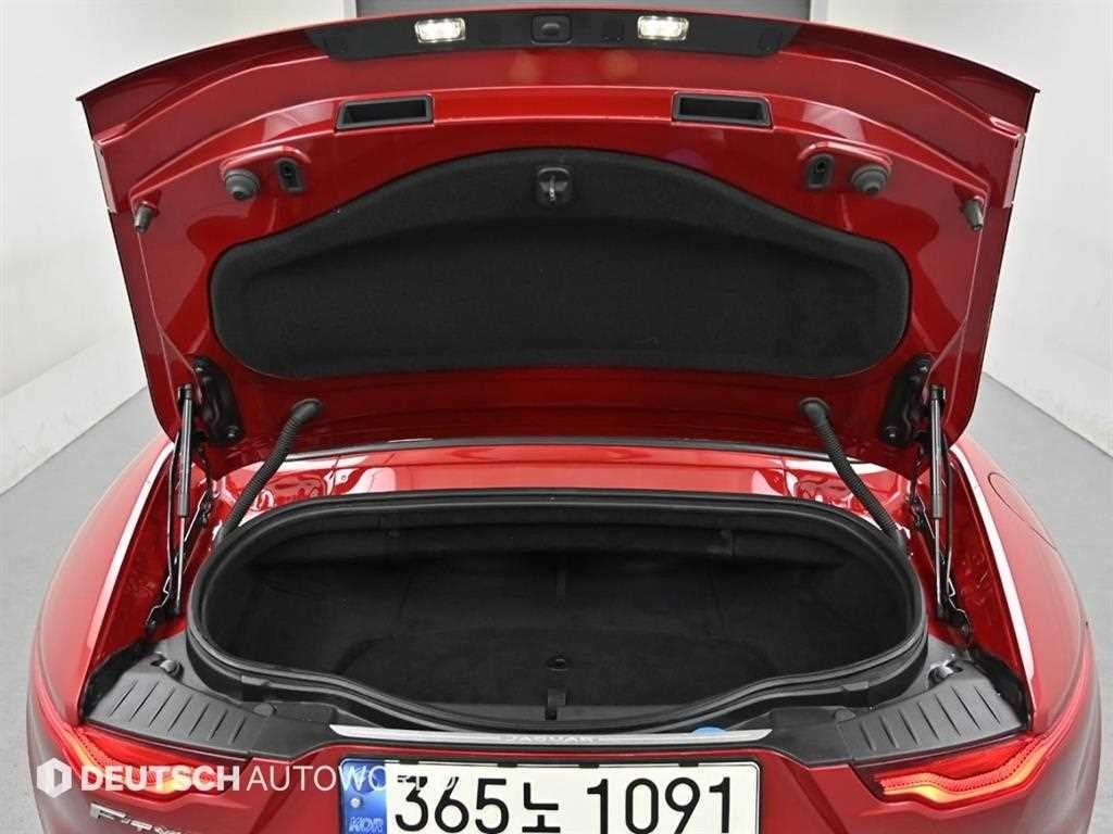 재규어 F-TYPE P300 컨버터블 이미지 19