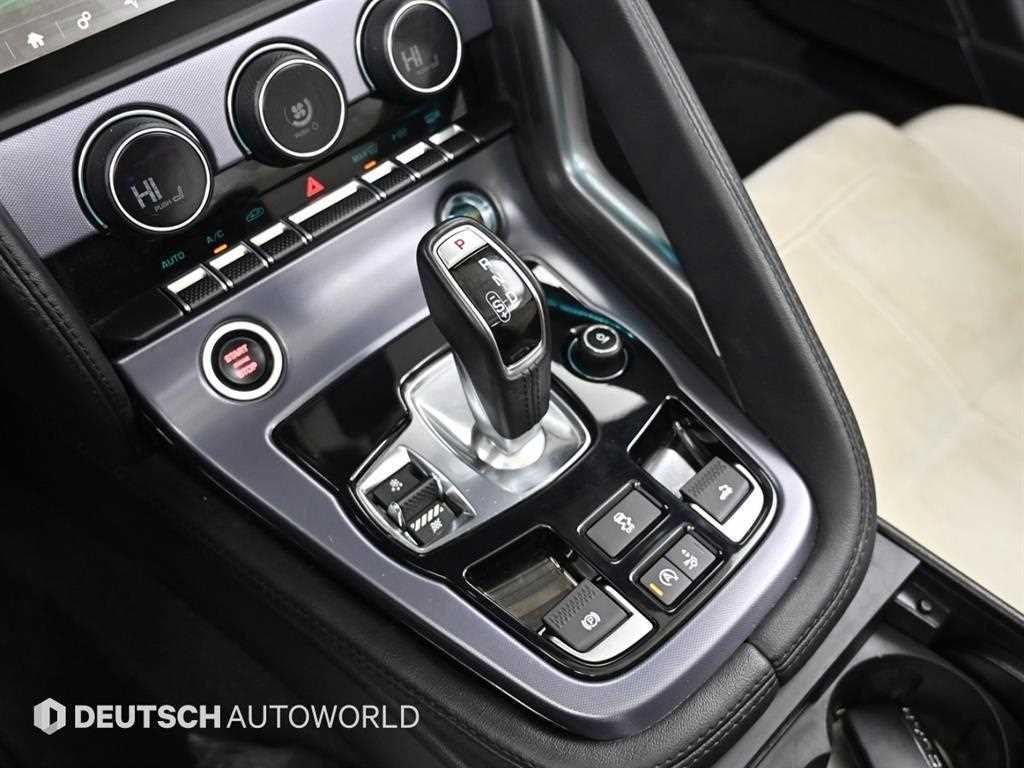 재규어 F-TYPE P300 컨버터블 이미지 9