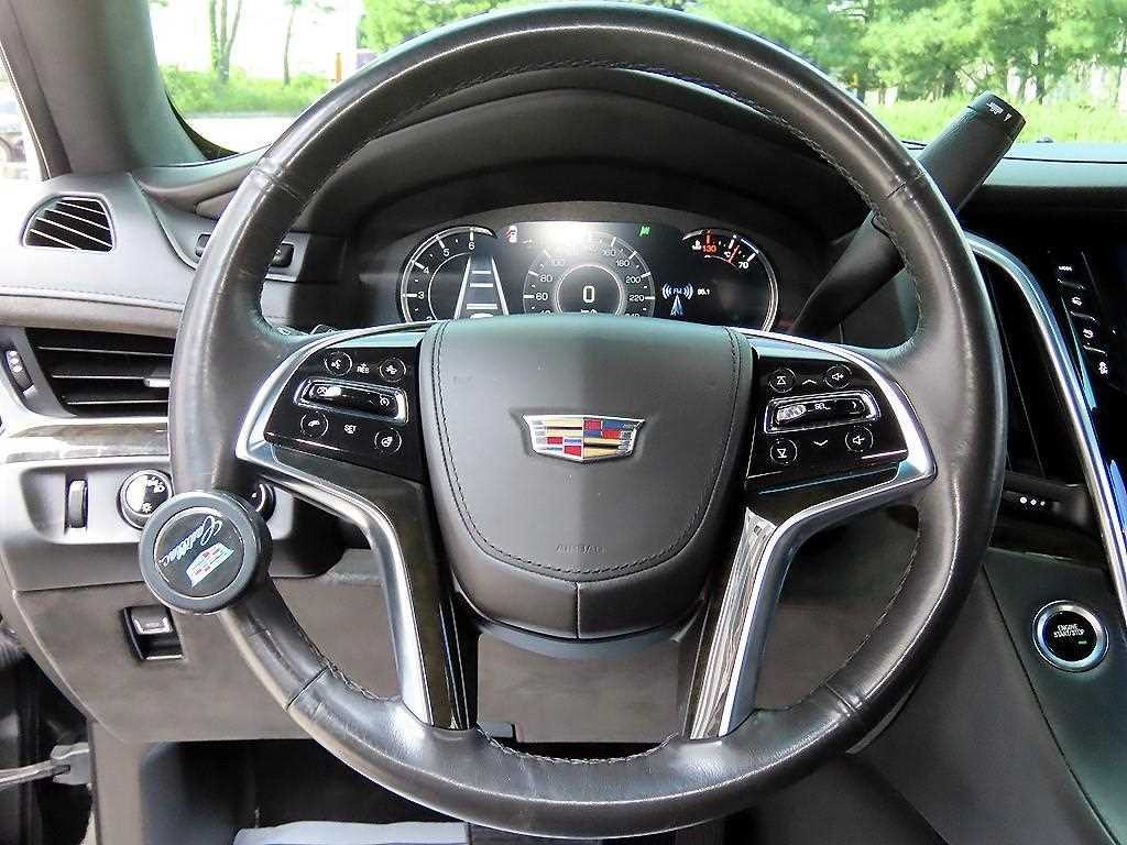 캐딜락 에스컬레이드 6.2 V8 플래티넘 이미지 8