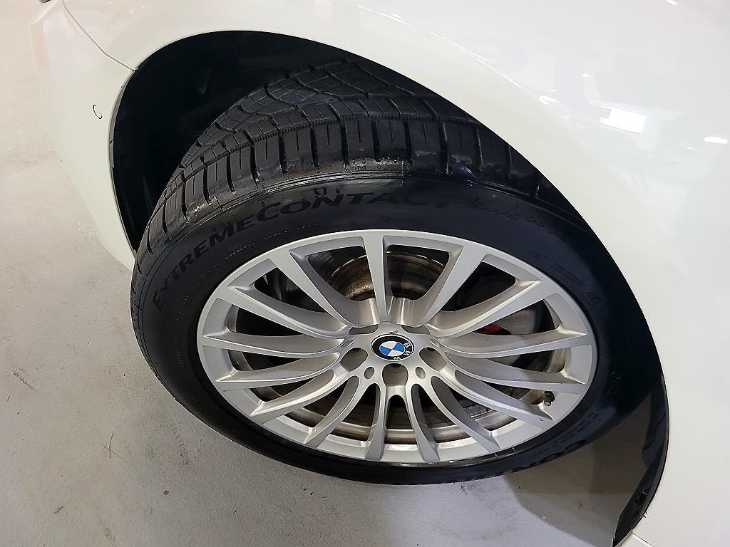 BMW 5시리즈 5시리즈 (G30) 520i 럭셔리 이미지 20