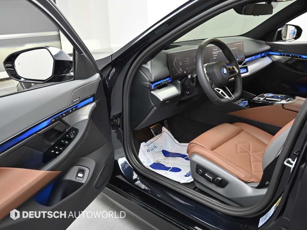 BMW 5시리즈 5시리즈 (G60) 530e xDrive M 스포츠 이미지 11