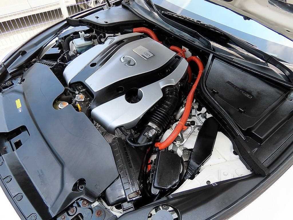 인피니티 Q Q50 3.5 하이브리드 에센스 이미지 19