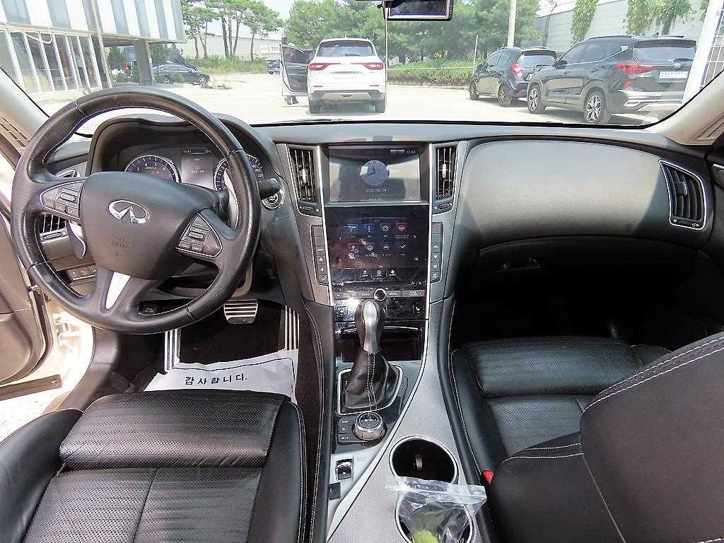 인피니티 Q Q50 3.5 하이브리드 에센스 이미지 7