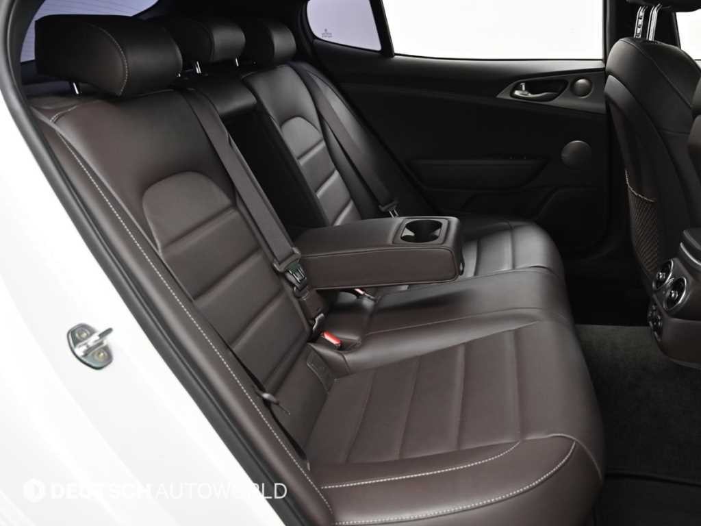기아 스팅어 가솔린 3.3 터보 2WD GT 이미지 12