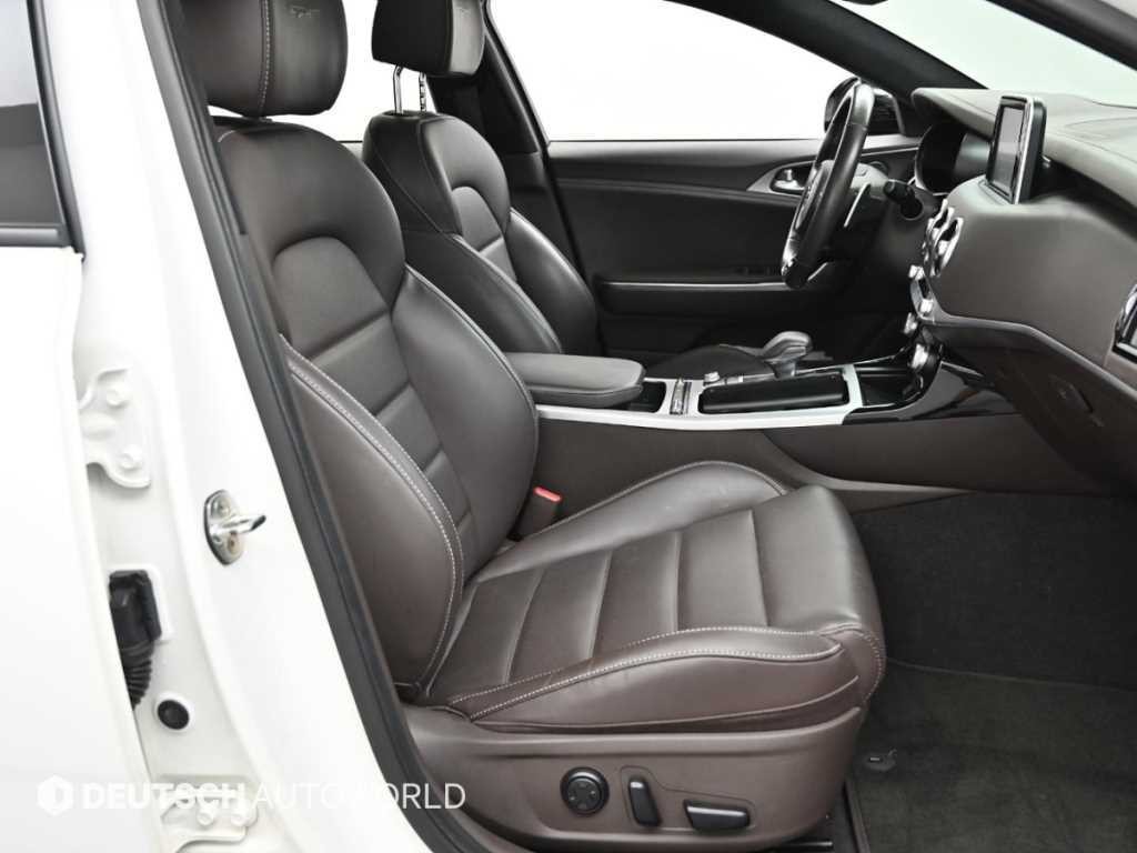 기아 스팅어 가솔린 3.3 터보 2WD GT 이미지 13