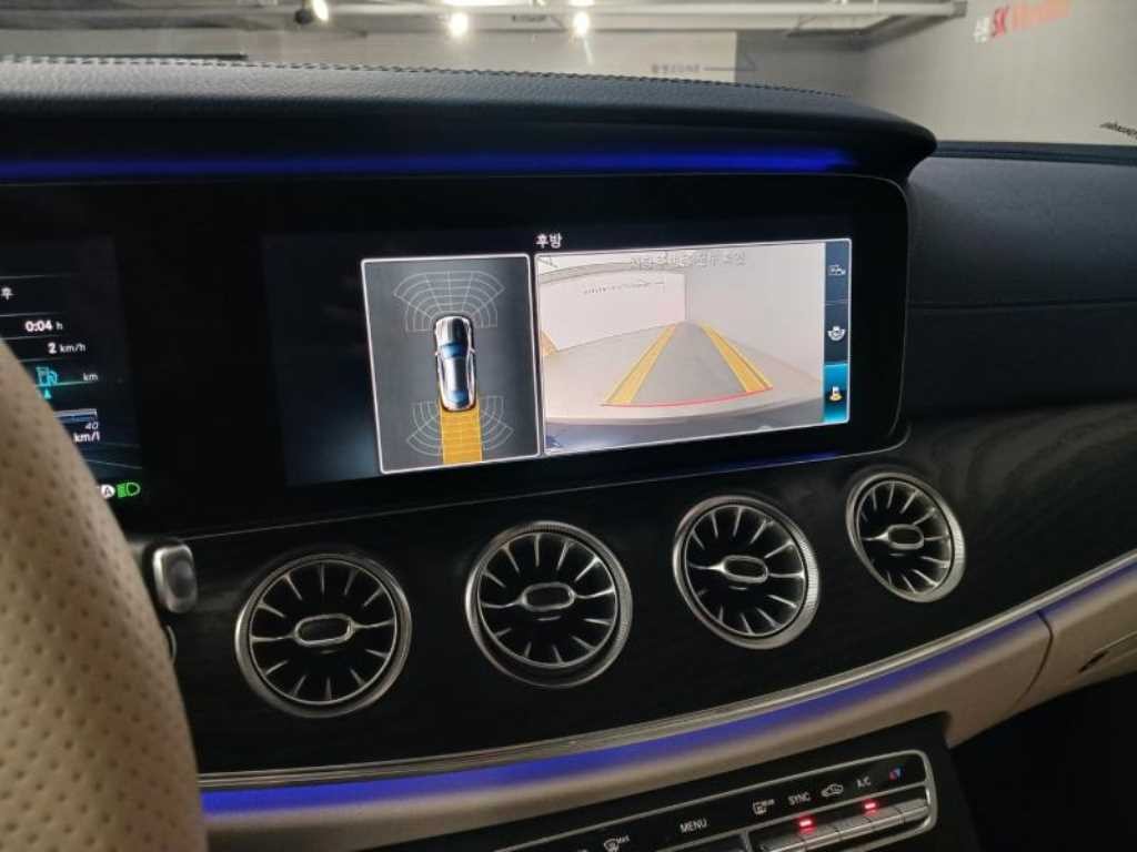 벤츠 E 클래스 E-클래스 W213 E220d 쿠페 이미지 15