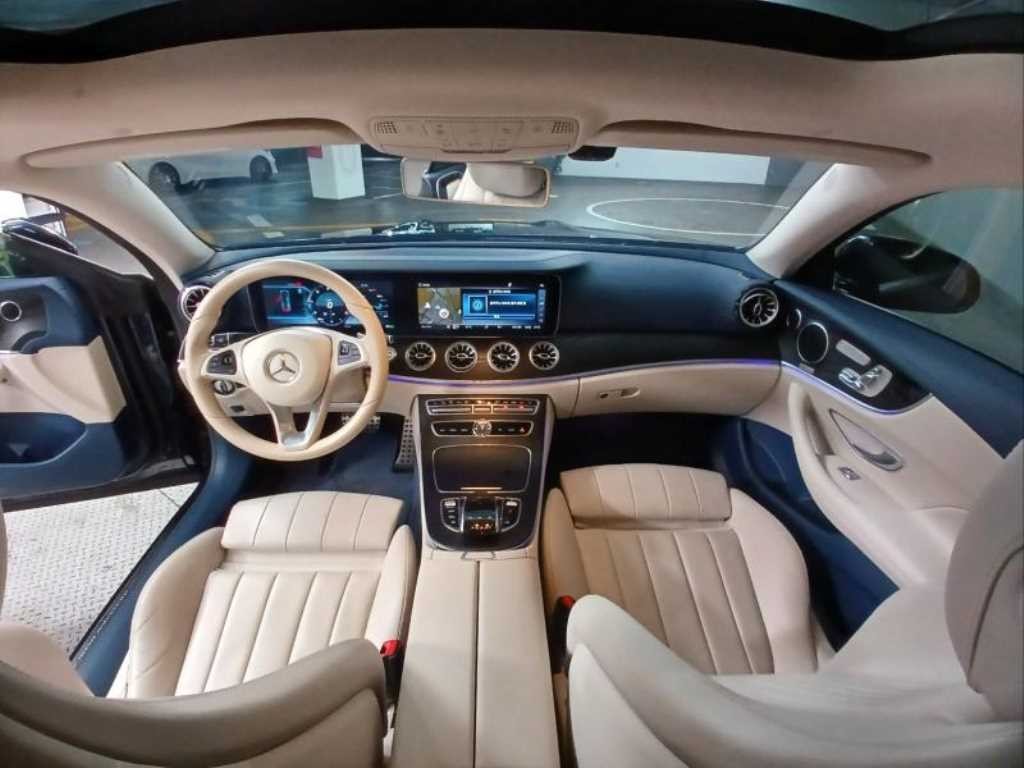 벤츠 E 클래스 E-클래스 W213 E220d 쿠페 이미지 2