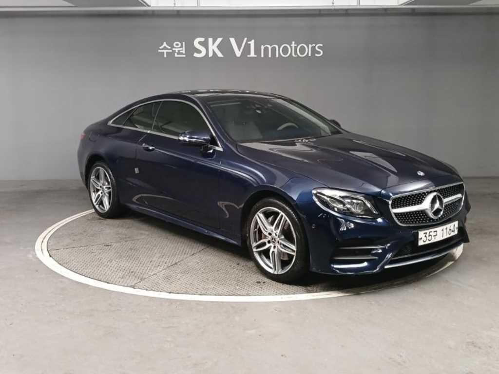 벤츠 E 클래스 E-클래스 W213 E220d 쿠페 이미지 6