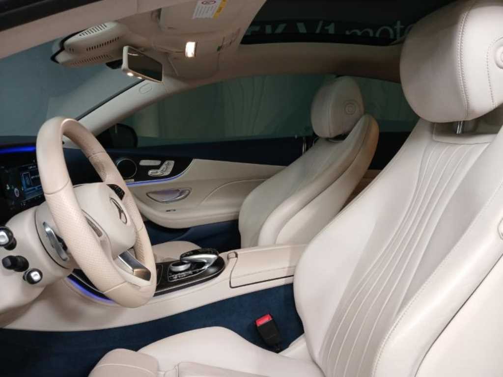 벤츠 E 클래스 E-클래스 W213 E220d 쿠페 이미지 8