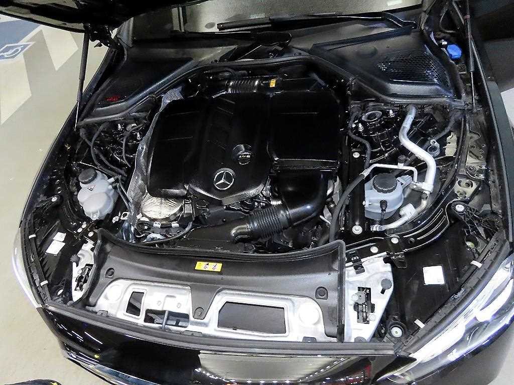 벤츠 E 클래스 E-클래스 W214 E220d 4MATIC 익스클루시브 이미지 19