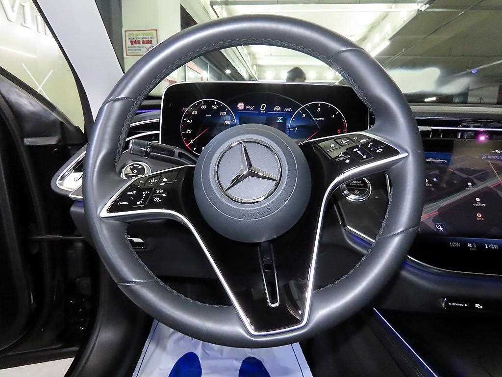 벤츠 E 클래스 E-클래스 W214 E220d 4MATIC 익스클루시브 이미지 8
