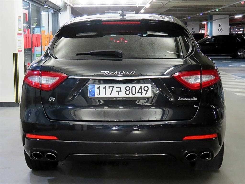 마세라티 르반떼 3.0  AWD 그란 스포츠 이미지 6