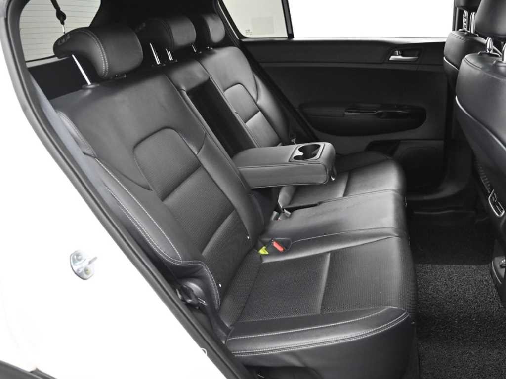 기아 스포티지 스포티지 더 볼드 2.0 가솔린 2WD 시그니처 이미지 13