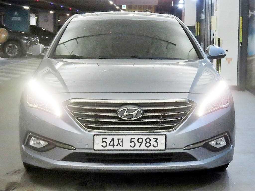 현대 쏘나타 LF 쏘나타 1.7 E-VGT 케어플러스 이미지 2