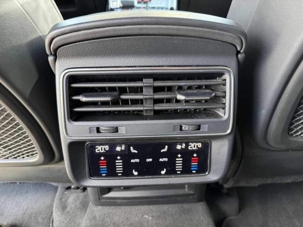 아우디 SQ8 SQ8 (4M) 4.0 TDI 콰트로 이미지 13