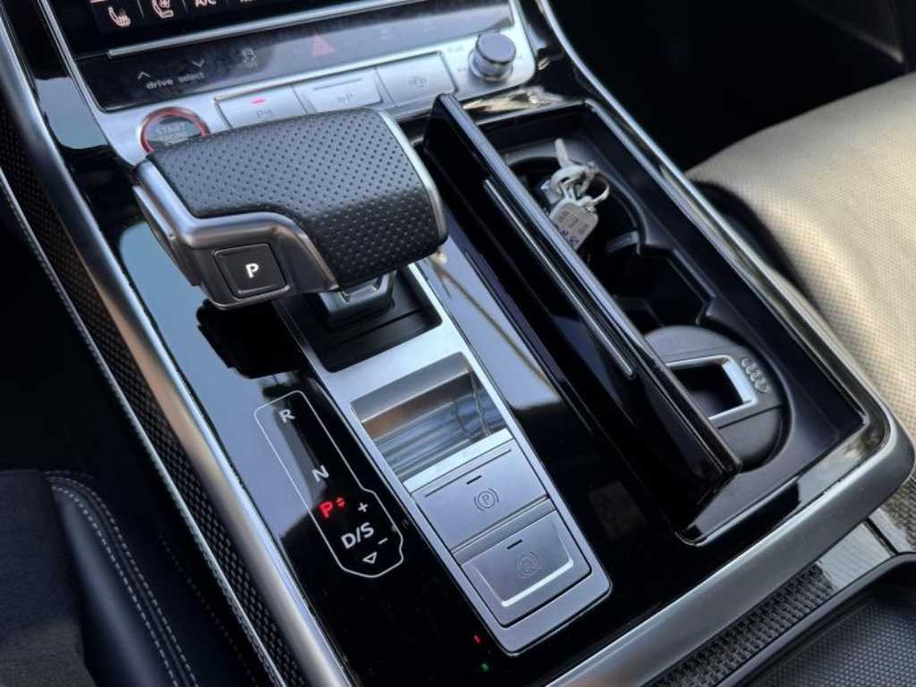 아우디 SQ8 SQ8 (4M) 4.0 TDI 콰트로 이미지 17