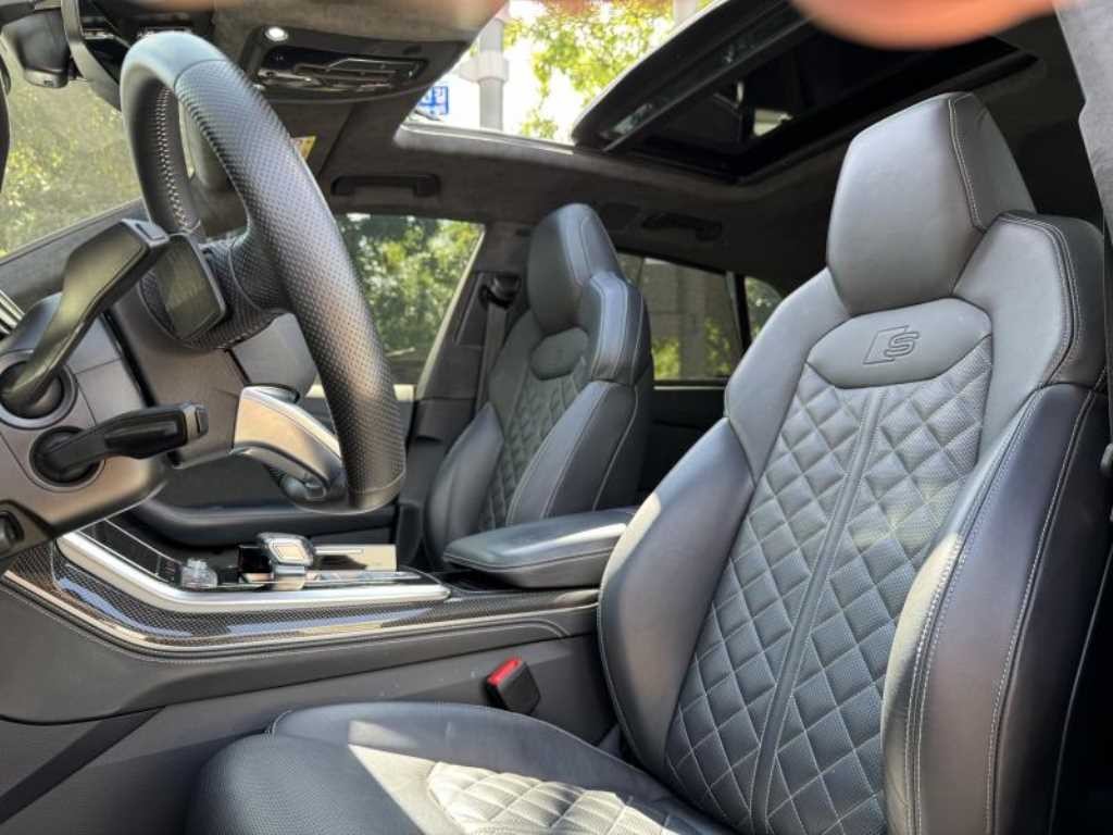 아우디 SQ8 SQ8 (4M) 4.0 TDI 콰트로 이미지 20