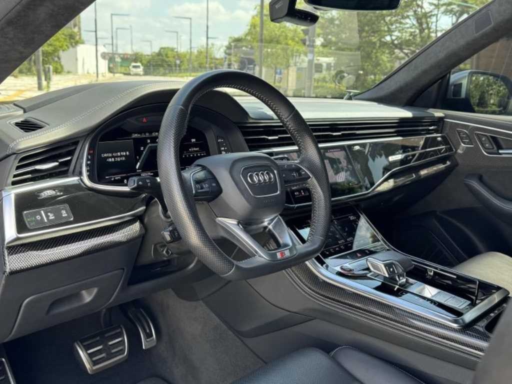 아우디 SQ8 SQ8 (4M) 4.0 TDI 콰트로 이미지 9