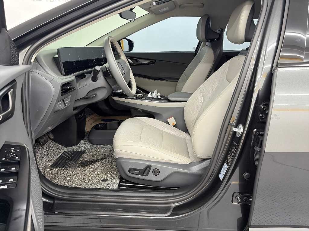 기아 EV6 더 뉴 EV6 롱레인지 4WD 라이트 이미지 11