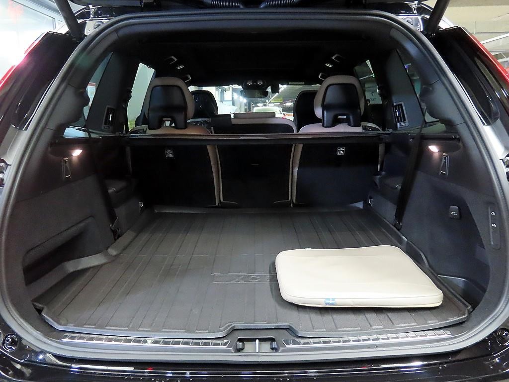 볼보 XC90 XC90 2세대 2.0 B6 AWD 울트라 이미지 17