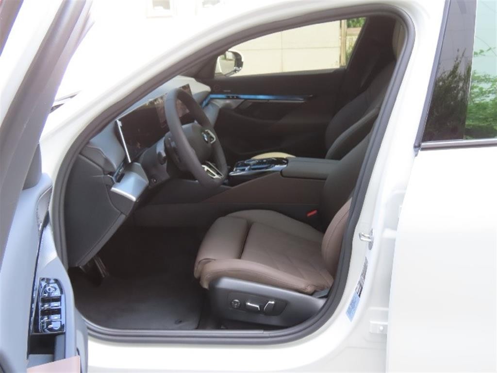 BMW 5시리즈 5시리즈 (G60) 520i M 스포츠 이미지 13