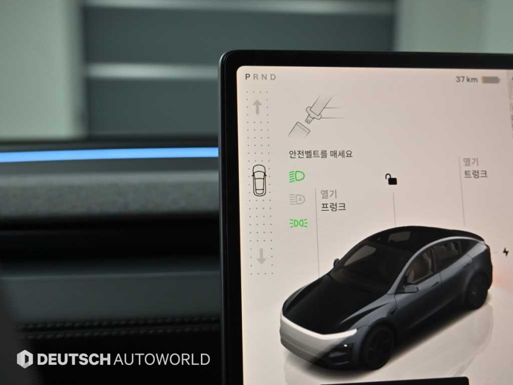 테슬라 모델 Y RWD 이미지 9
