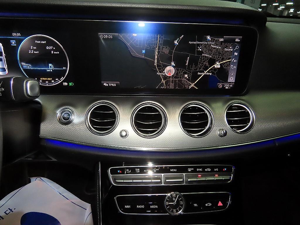 벤츠 E 클래스 E-클래스 W213 E300 AMG LINE 이미지 11
