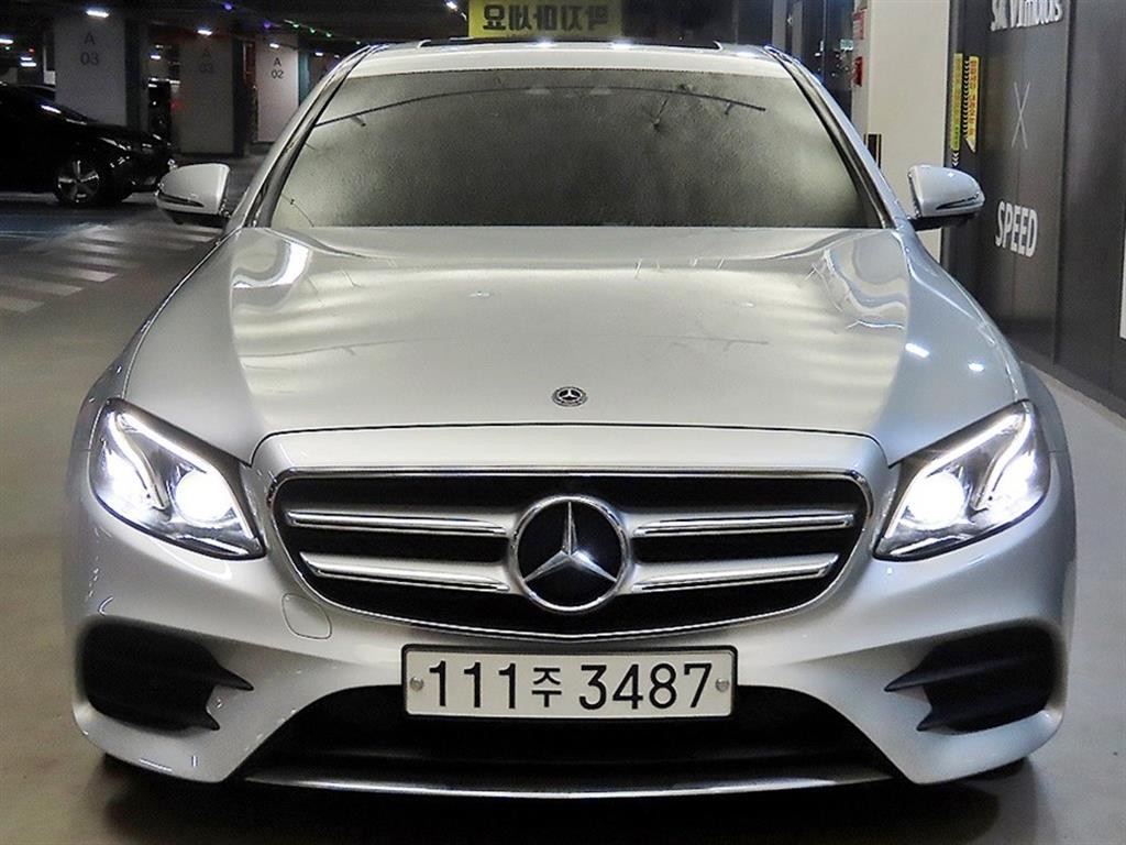 벤츠 E 클래스 E-클래스 W213 E300 AMG LINE 이미지 2
