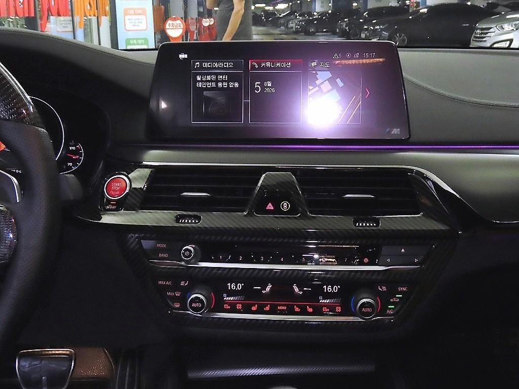BMW 5시리즈 M5 (F90, F10) M5 세단 이미지 11