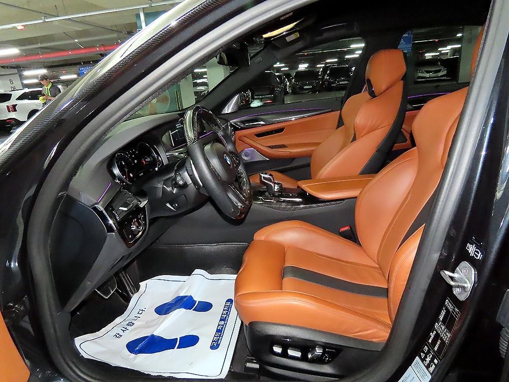 BMW 5시리즈 M5 (F90, F10) M5 세단 이미지 6
