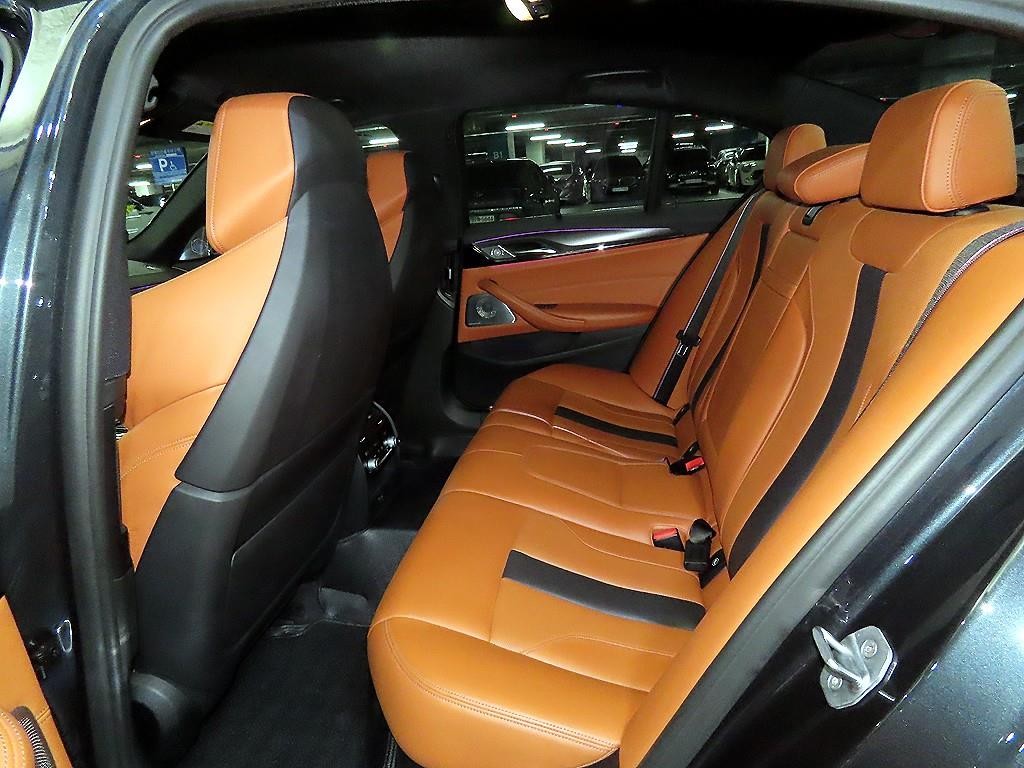 BMW 5시리즈 M5 (F90, F10) M5 세단 이미지 7