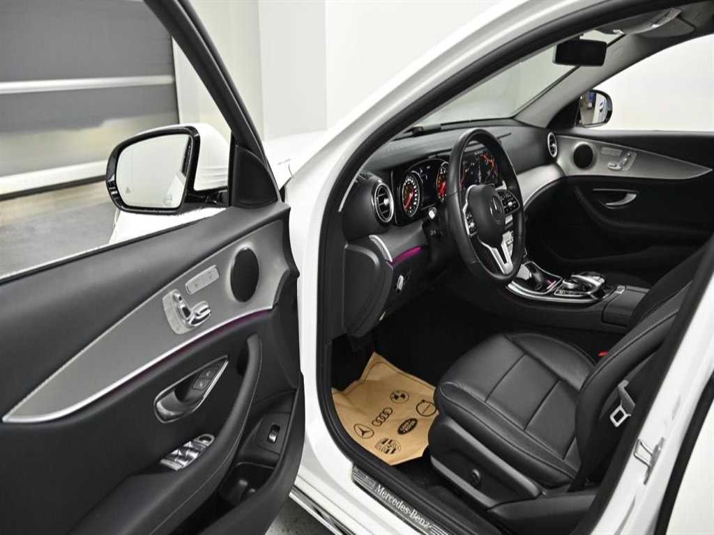 벤츠 E 클래스 E-클래스 W213 E300 아방가르드 이미지 11