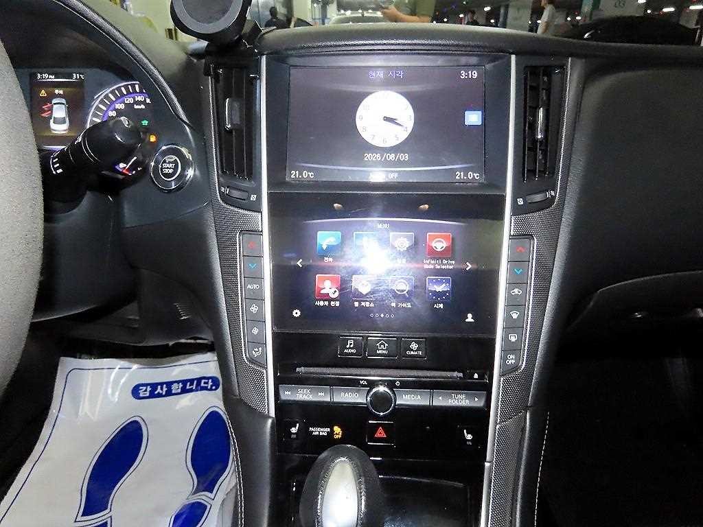 인피니티 Q Q50 3.5 하이브리드 에센스 이미지 11