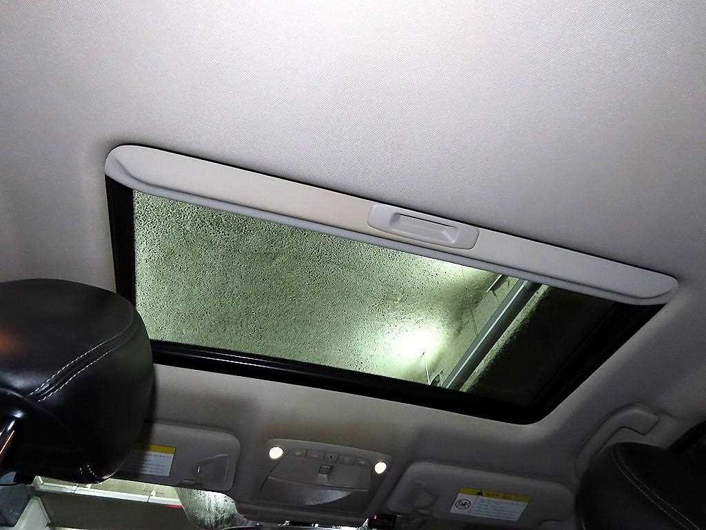 인피니티 Q Q50 3.5 하이브리드 에센스 이미지 17