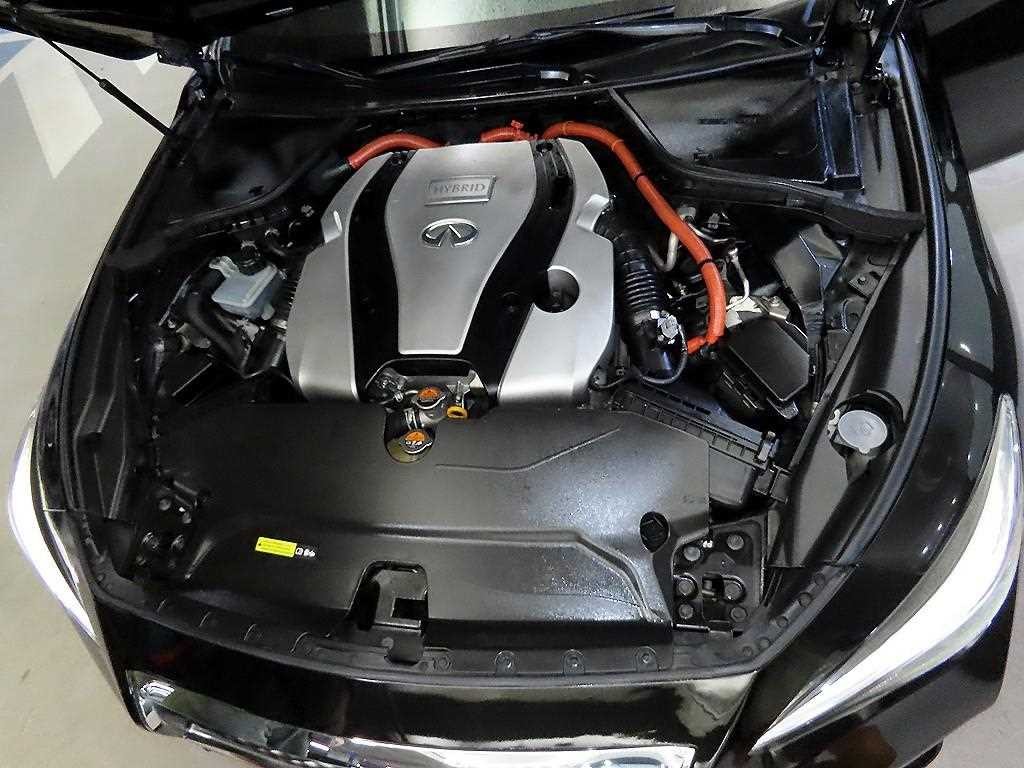인피니티 Q Q50 3.5 하이브리드 에센스 이미지 19